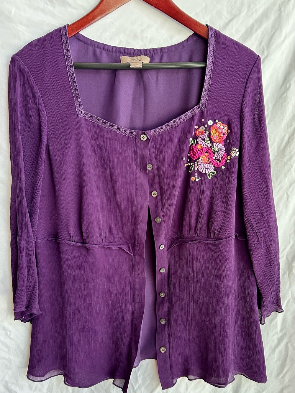 i.e. Woman Purple Button-Front Embroidered Blouse